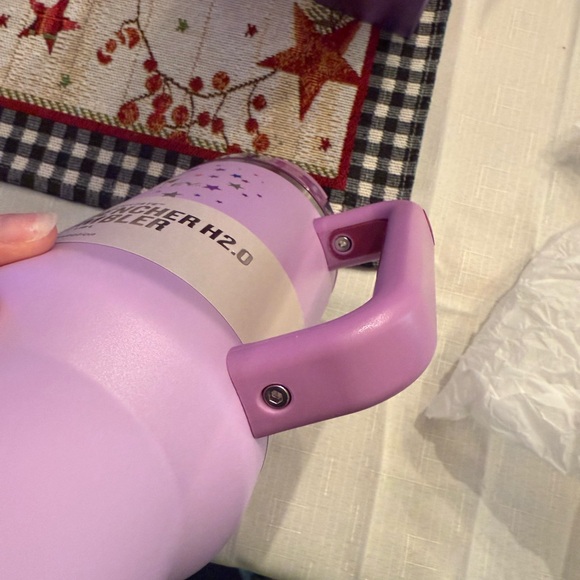 Stanley Lavender Quencher Tumbler with Straw - Picture 4 of 4